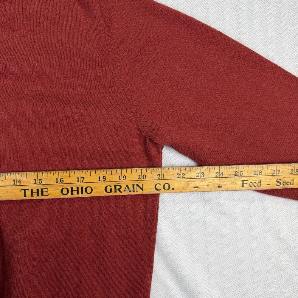 L.L. Bean Sweater Mens Medium Red Rust‎ Cotton Cashmere Blend Pullover V Neck LL - Picture 8 of 9